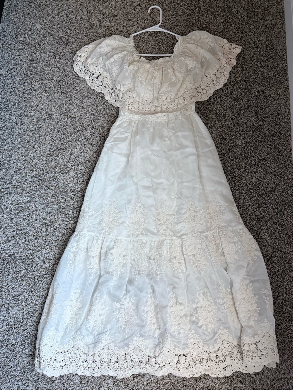 White Lace Off-Shoulder Maxi Dress